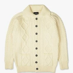 Howlin' A Winter Affair - Ecru