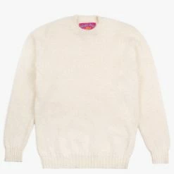 Howlin' Shaggy Bear - White